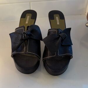 Max Studio Black Leather Bow Mules